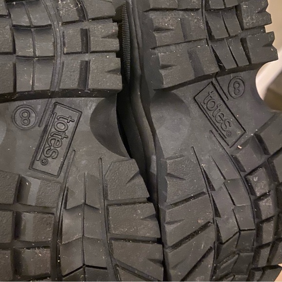 NWOT~TOTES Toddler Black Green Snow Boots Size 8-Unisex - Picture 6 of 7